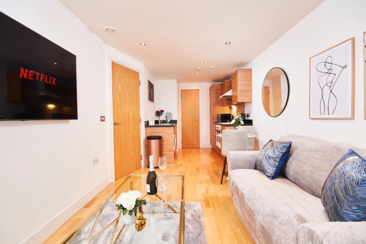 Deluxe City Centre Apt Balcony View& Free Parking! Leilighet Leeds  Eksteriør bilde
